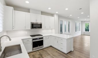 6924 ROCKLEDGE Dr, Bethesda, MD 20817