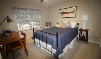68 Delray Ln, Absecon, NJ 08201