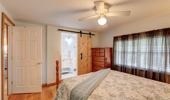 904 Thrush Cir, Barefoot Bay, FL 32976