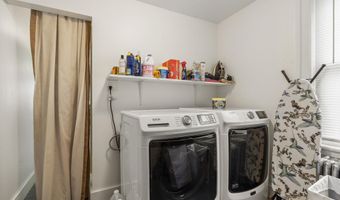 9 Pleasant St, Bath, ME 04530