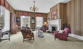 116 E Main St, Abingdon, VA 24210