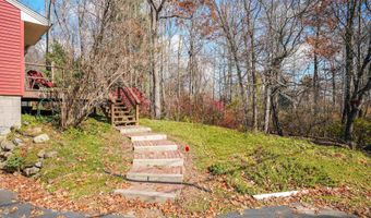 29 N Main St, Antrim, NH 03440