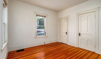 40 Washington St, Ayer, MA 01432