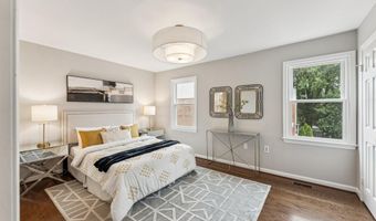 3836 BRIGHTON Ct, Alexandria, VA 22305
