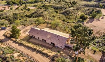 9060 Yucca Hills Rd, Agua Dulce, CA 91390