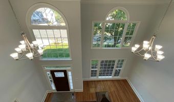 240 Risen Star Ln, Alpharetta, GA 30005