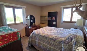 315 S 4th St W, Baker, MT 59313