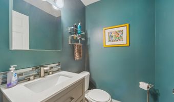 2434 Brandenberry Ct 2A, Arlington Heights, IL 60004