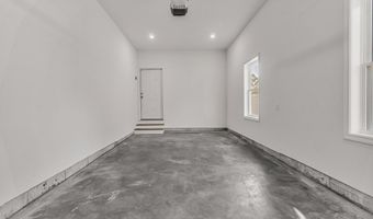 87 Oliver St, Bridgeport, CT 06606