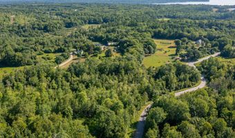 15 Bowling Green Ln, Belfast, ME 04915