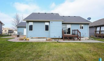 2609 E Sunflower St, Brandon, SD 57005