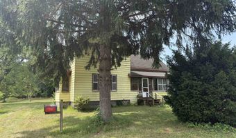 1433 Mill St, Algonac, MI 48001
