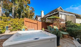 2708 Grove Ave, Carlsbad, CA 92008