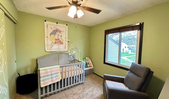 4367 Arden View Ct, Arden Hills, MN 55112