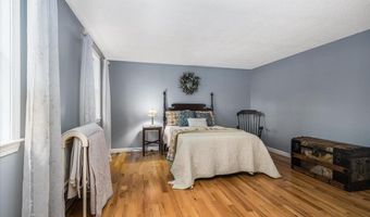 5 Hickory Hill Dr, Londonderry, NH 03053