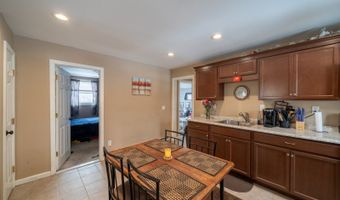 6 Pine St E, Alloway, NJ 07422