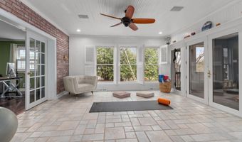 140 RIVER Dr, Appleton, WI 54915