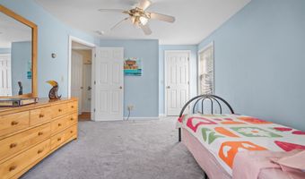 14 Plummer Rd, Bedford, NH 03110
