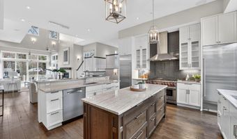 4964 ESKRIDGE Ter NW, Washington, DC 20016
