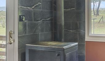 8508 DICK WOODS Rd, Afton, VA 22920