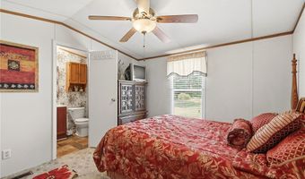 10400 Ruth Vinson Rd, Autryville, NC 28318