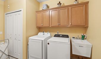 3441 Heron Ct, Aurora, OH 44202