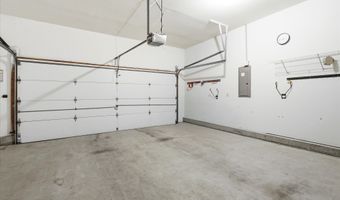 6 Valley Stream Pl, Barnegat, NJ 08005