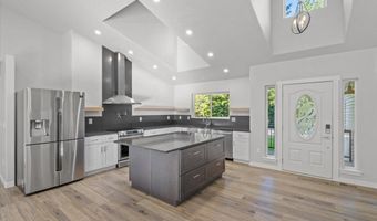 10050 E DUCE Rd, Athol, ID 83801