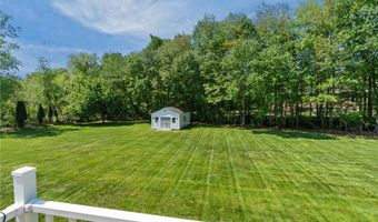 38 Steeple Ln, Lincoln, RI 02865