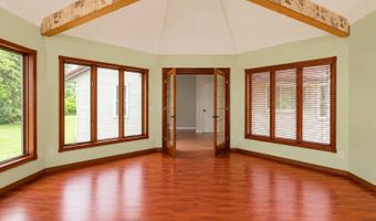 989 McCabe Ave NE, Ada, MI 49301