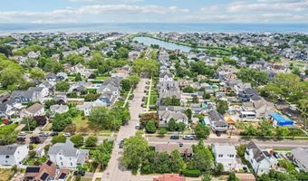 601 6th Ave, Belmar, NJ 07719