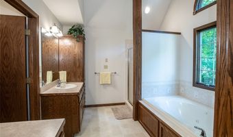 4336 Spruce Run, Akron, OH 44321