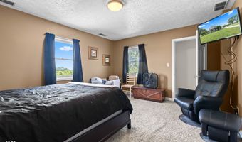 5479 S 200 E, Anderson, IN 46017