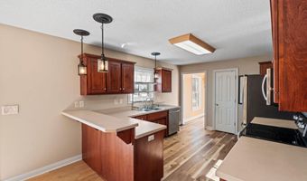 126 Deep Springs Dr, Bardstown, KY 40004