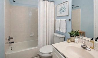 619 ADMIRAL Dr 401, Annapolis, MD 21401