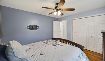 291 W Davis St, Bloomfield, IN 47424