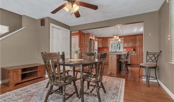27 Fairway Dr, North Kingstown, RI 02852