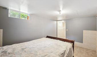 117 E Pershing St, Bloomfield, CT 06002