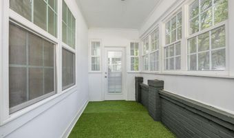 822 Chesnut St, Camden, SC 29020