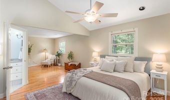 25 Brookcliff Dr, Asheville, NC 28804