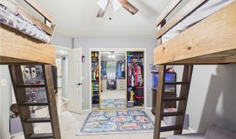 3 Dolphin Ln, Bella Vista, AR 72715
