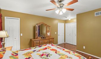 593 Allison Dr, Almont, MI 48003