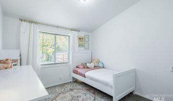 15828 Alverta Ave, Caldwell, ID 83607