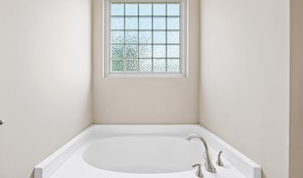677 Wickham Ridge Rd, Apex, NC 27539