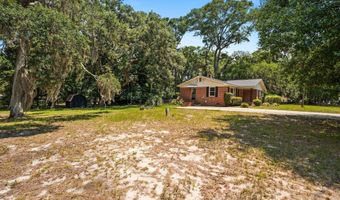 25 Miller Dr W, Beaufort, SC 29907