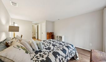 7307 CASTLEBERG Ct, Alexandria, VA 22315