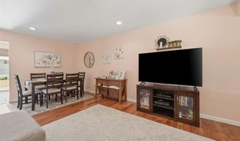 254 Village Mead Dr, Ballwin, MO 63021