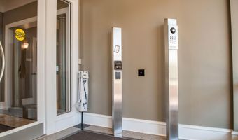 851 N GLEBE Rd 510, Arlington, VA 22203