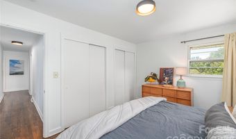 16 Oteen Church Rd, Asheville, NC 28805