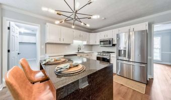 4929 Willow Crk, Woodstock, GA 30188